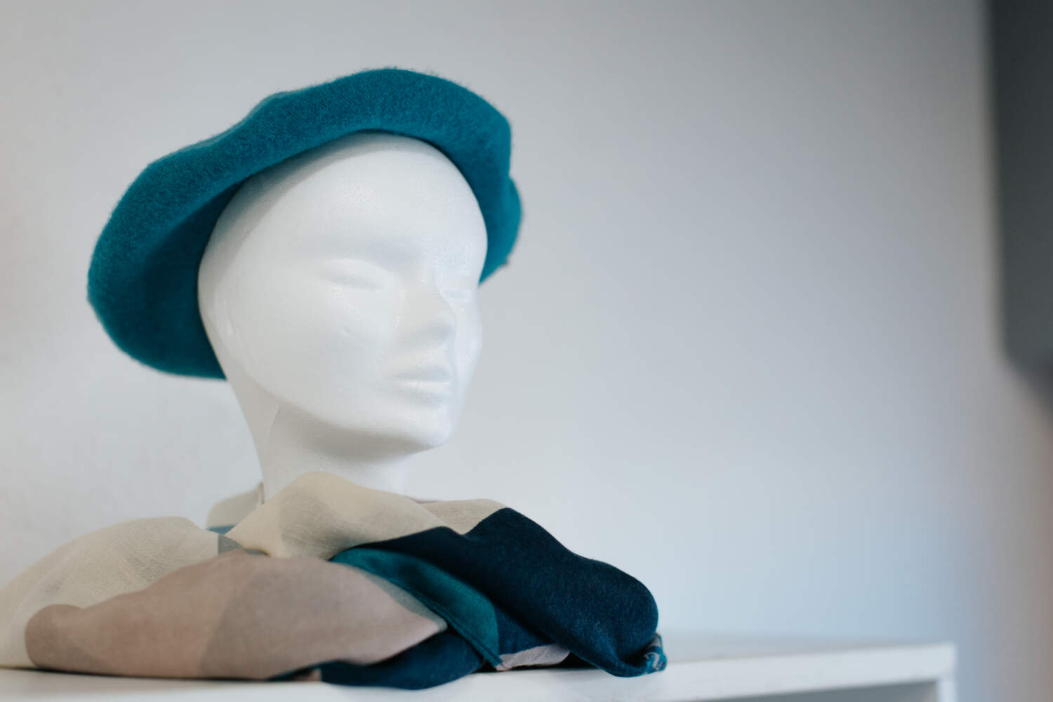 Berets casquettes et accessoires